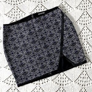 EXPRESS Tapestry Mini Skirt